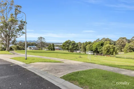 Property photo of 65 Angophora Drive Mallacoota VIC 3892