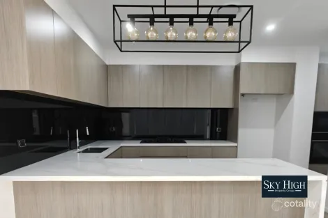 Property photo of 61 Wanda Circuit Colebee NSW 2761