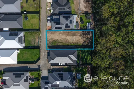 Property photo of 22 Fred Avery Drive Buttaba NSW 2283