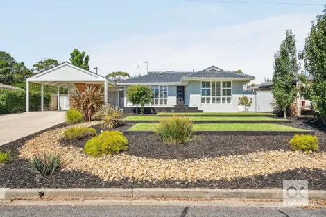 Property photo of 17 St Georges Terrace Bellevue Heights SA 5050