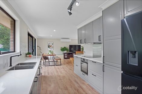 Property photo of 20 Derain Crescent Hazelbrook NSW 2779