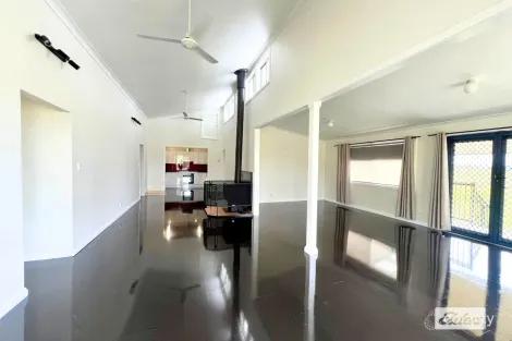 5071 Orara Way, Braunstone, NSW 2460