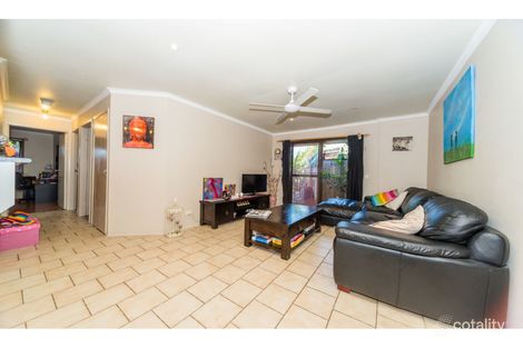Property photo of 2/17 Stephenson Street Labrador QLD 4215