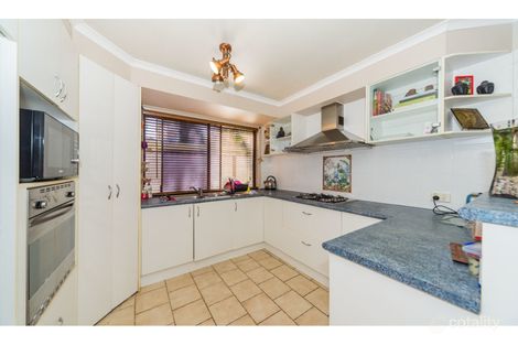 Property photo of 2/17 Stephenson Street Labrador QLD 4215