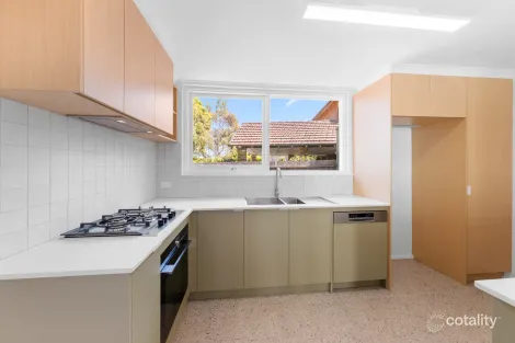 Property photo of 1 Tandara Court Black Rock VIC 3193