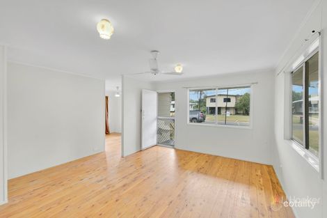 Property photo of 9 Perry Street Dysart QLD 4745