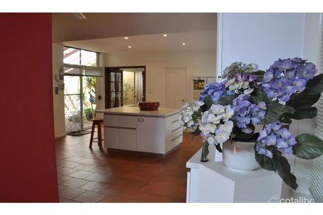 Property photo of 121 Clontarf Street Sorrento WA 6020