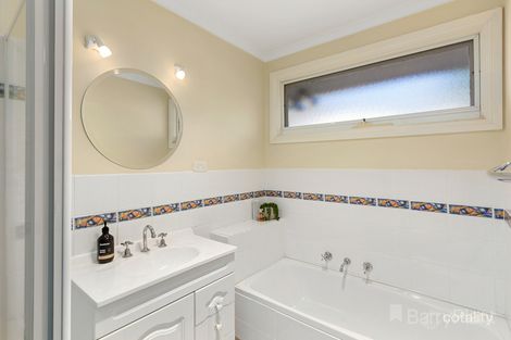 Property photo of 1/49 Tulip Crescent Boronia VIC 3155