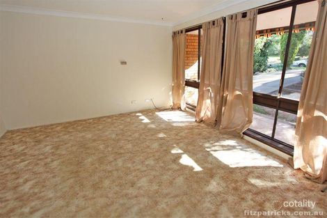 Property photo of 74 Simkin Crescent Kooringal NSW 2650