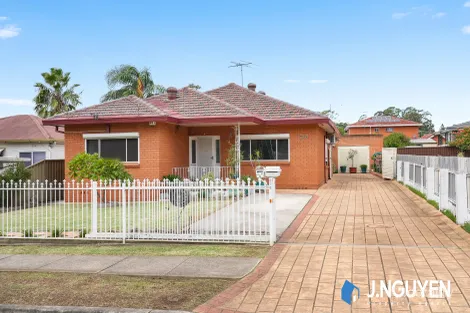 Property photo of 276 Humphries Road Mount Pritchard NSW 2170