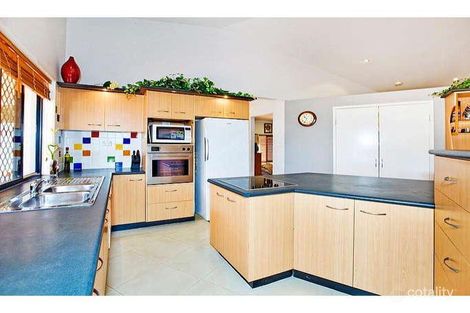 Property photo of 62 Regent Street Eight Mile Plains QLD 4113