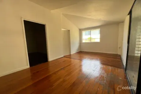 Property photo of 38 Warrender Street Darra QLD 4076