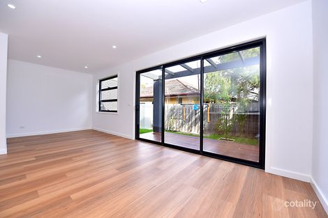 Property photo of 2 Davey Court Springvale VIC 3171