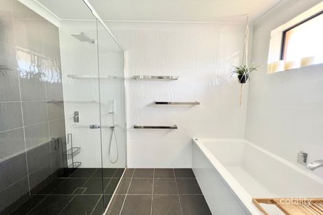 Property photo of 45 Sunny South Crescent Orange NSW 2800