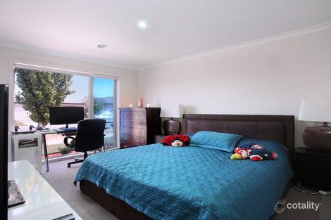 Property photo of 47 Melissa Way Pakenham VIC 3810