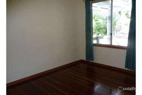 Property photo of 9 Pines Avenue Cooroibah QLD 4565