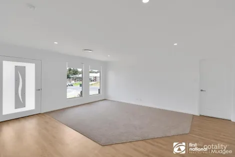 Property photo of 12 Sutherland Grove Mudgee NSW 2850