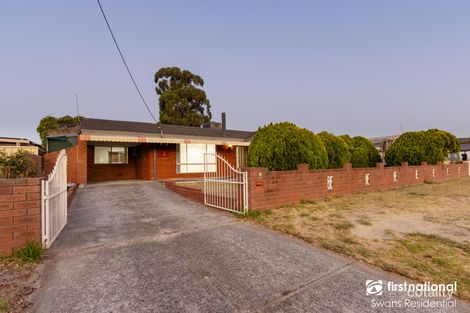 18 Clovertree St, Maddington, WA 6109