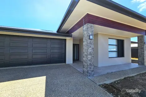 99 Sienna Bvd, Ashfield, QLD 4670