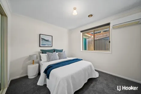 Property photo of 31 Branson Street Dunlop ACT 2615