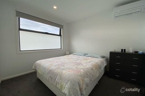 Property photo of 73 Lynch Road Fawkner VIC 3060
