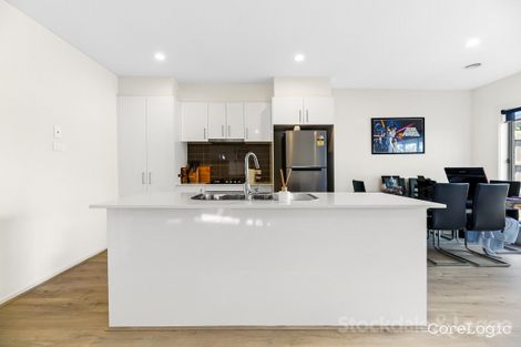 Property photo of 23 Denistoun Crescent Cranbourne VIC 3977