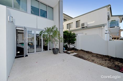 Property photo of 16A Salter Point Parade Salter Point WA 6152