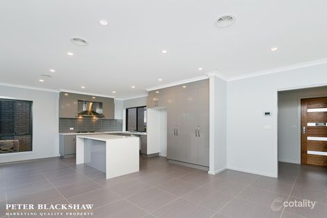 Property photo of 11 Fowlie Terrace Googong NSW 2620