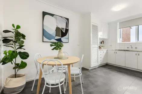 Property photo of 9/11 Herbert Street St Kilda VIC 3182