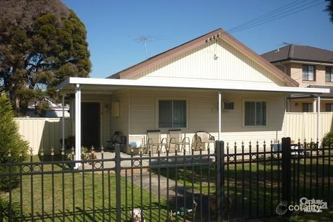 19 Dawson St, Fairfield Heights, NSW 2165