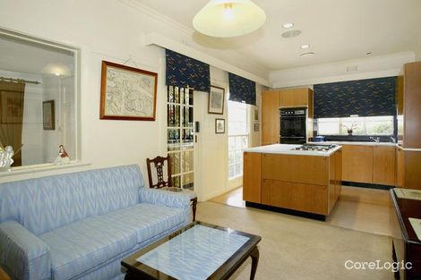 Property photo of 4 Goldthorns Avenue Kew VIC 3101
