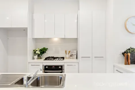 Property photo of 2/6 Edward Street Macleod VIC 3085