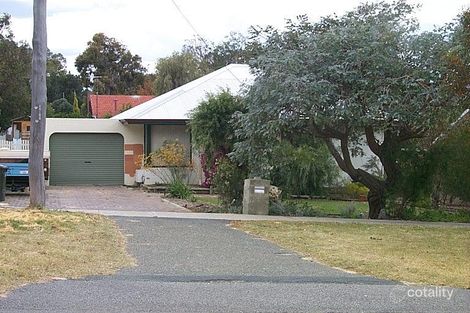 25 Jackson Ave, Karrinyup, WA 6018