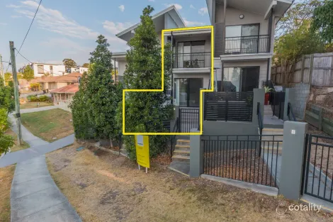 2/13 Walkers Rd, Everton Hills, QLD 4053