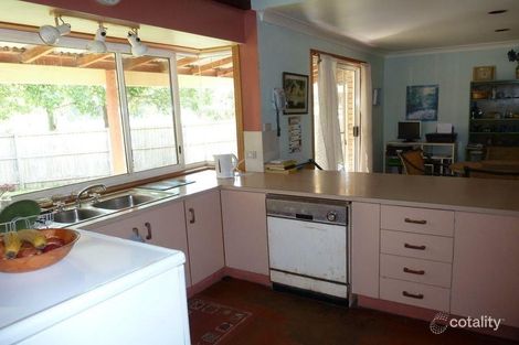 Property photo of 5 Waratah Close Green Point NSW 2428