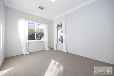 6 Windward St, Yanchep, WA 6035