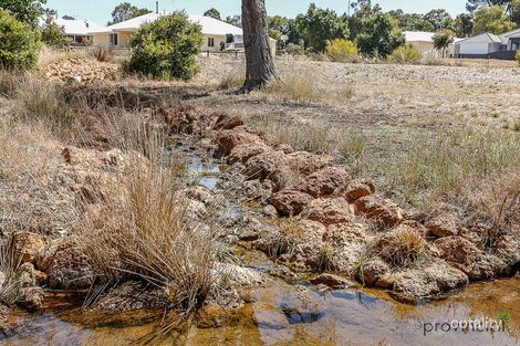 Property photo of 13 Fasolo Close Lesmurdie WA 6076