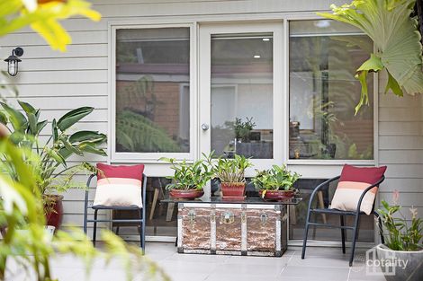 Property photo of 20 Curvers Drive Mount Riverview NSW 2774