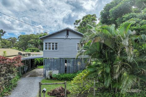 Property photo of 9 Noon-Muckle Street Macleay Island QLD 4184