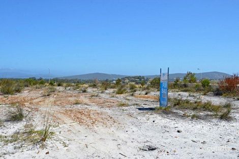 13 Elaray Way, Lange, WA 6330