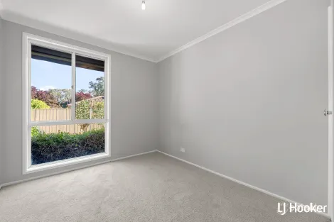 Property photo of 9 Bamir Square Ngunnawal ACT 2913