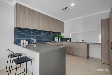 20a Mandalay Pl, Craigie, WA 6025