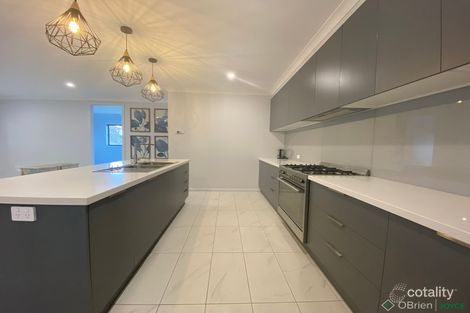 Property photo of 47 Silver Wattle Drive Wangaratta VIC 3677