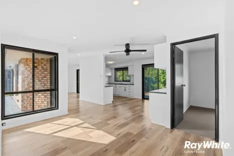 Property photo of 24 Wilshire Place Runcorn QLD 4113