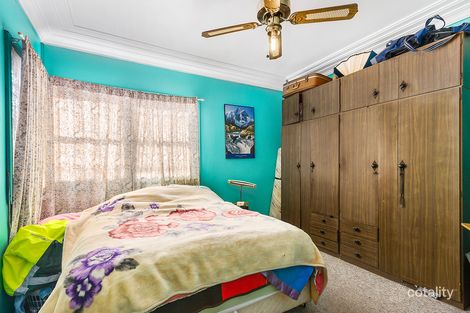 Property photo of 13 William Avenue Warilla NSW 2528