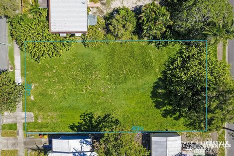 21 Main St, Beachmere, QLD 4510