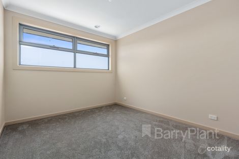Property photo of 11B Coromandel Crescent South Knoxfield VIC 3180