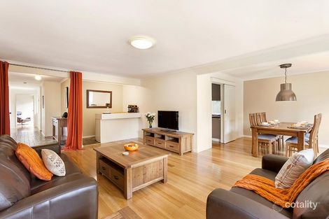 Property photo of 2 Leroy Place Doncaster East VIC 3109