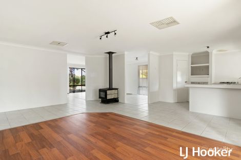 Property photo of 11 Cessford Close Leda WA 6170
