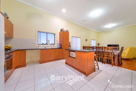 Property photo of 2 Buritta Court Drouin VIC 3818